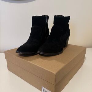 Zadig & Voltaire Suede Black Ankle Booties
